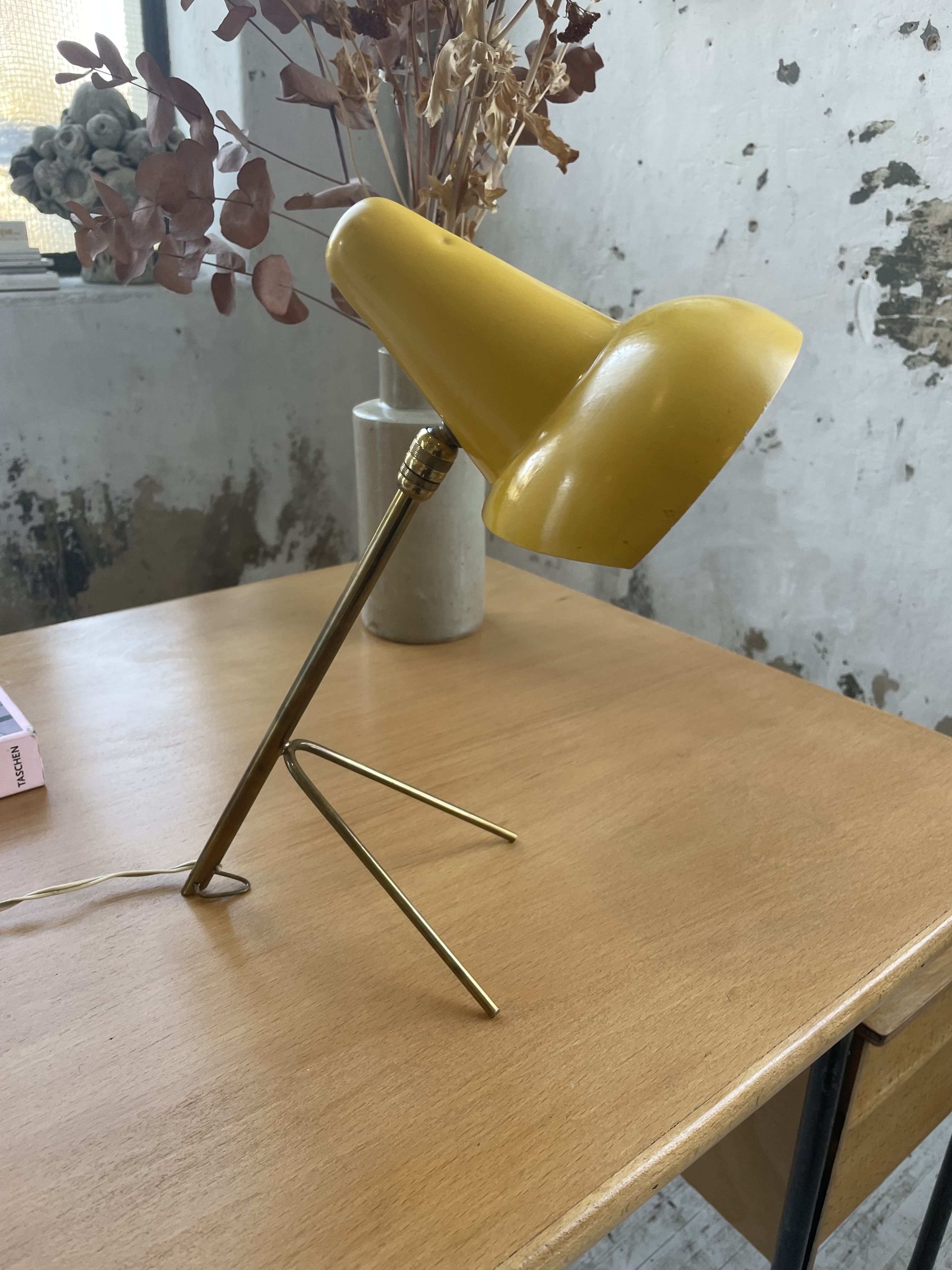 Lampe de bureau cocotte jaune