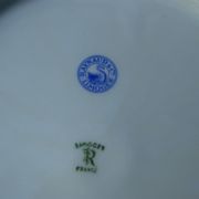6 Flat plates in Limoges porcelain Raynaud Jumièges Vieux Rouen D24.5cm