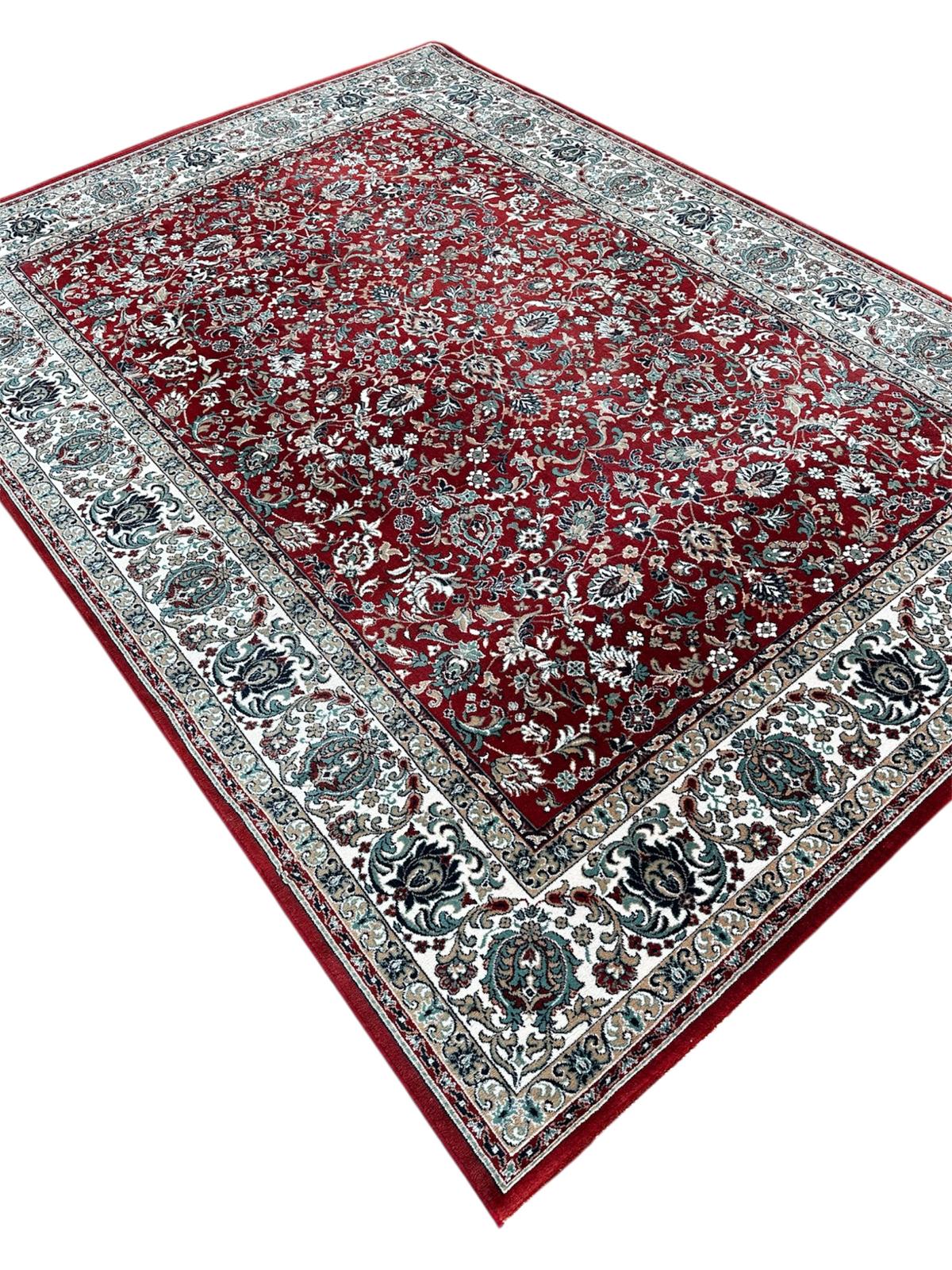 Large oriental-style rug 250cm x 350cm