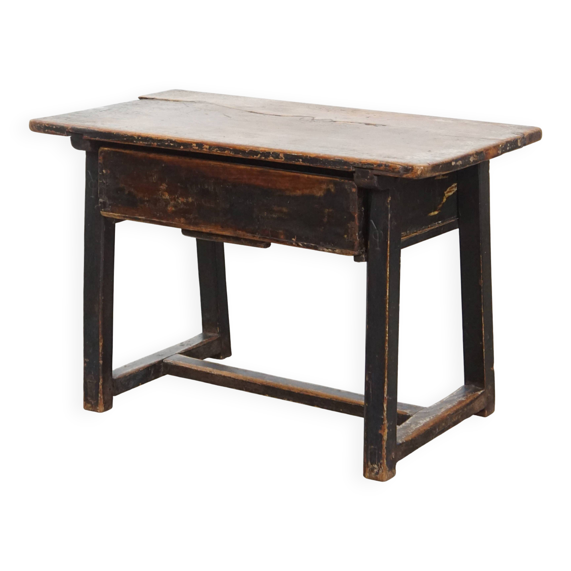 Antique Spanish side table from the late 18th century with a drawer