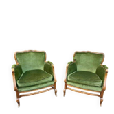 Pair of vintage armchairs in solid wood and green velvet.
