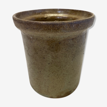 Vintage sandstone pot