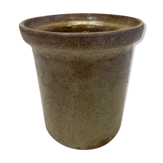 Vintage sandstone pot