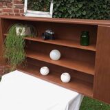 Scandinavian shelf