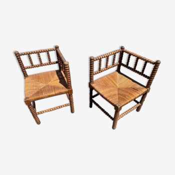 Lot of two corner chairs braided in wood