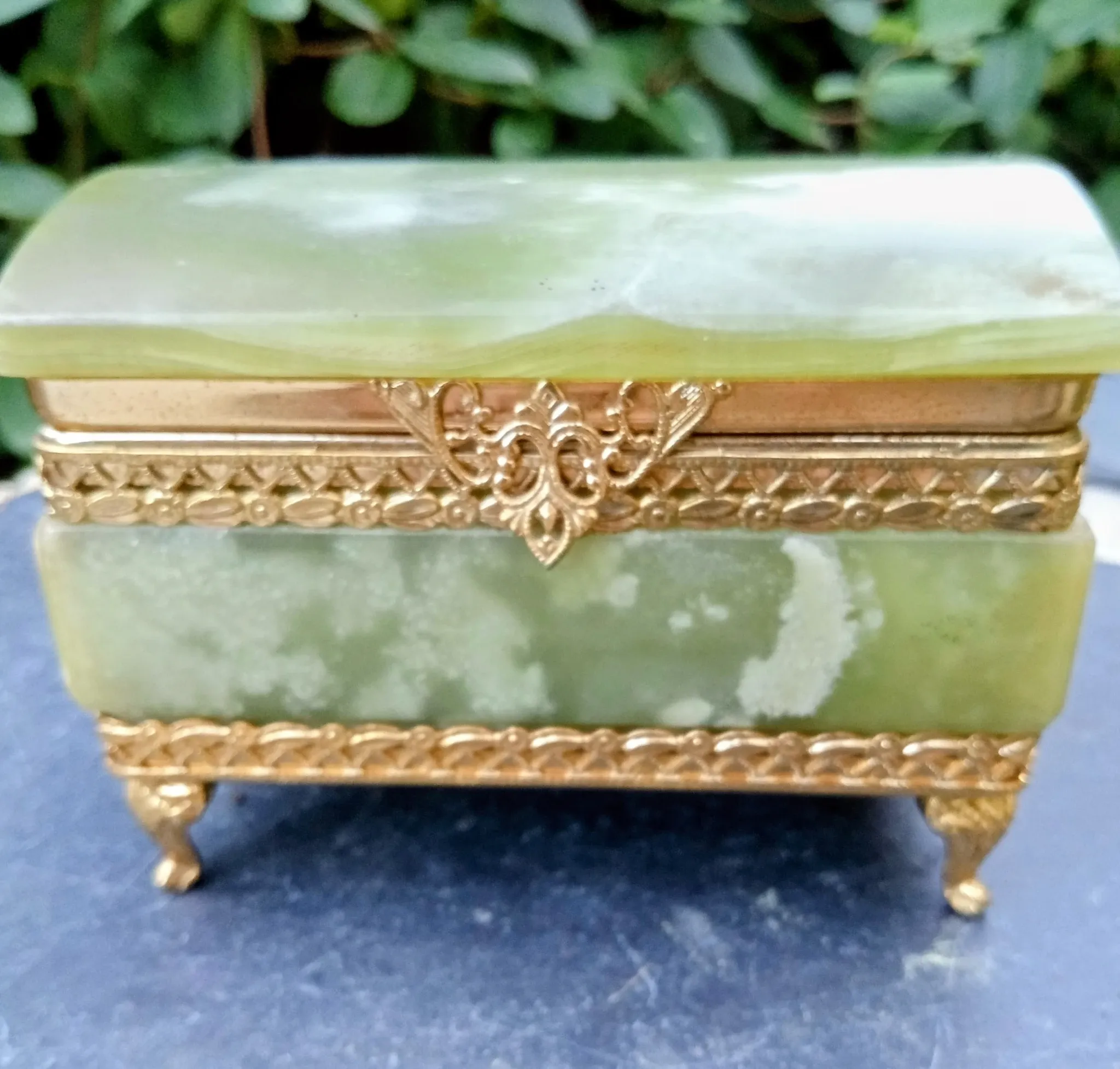 Ashtray, onyx jewellery box from the 1960s, vintage Italy.
