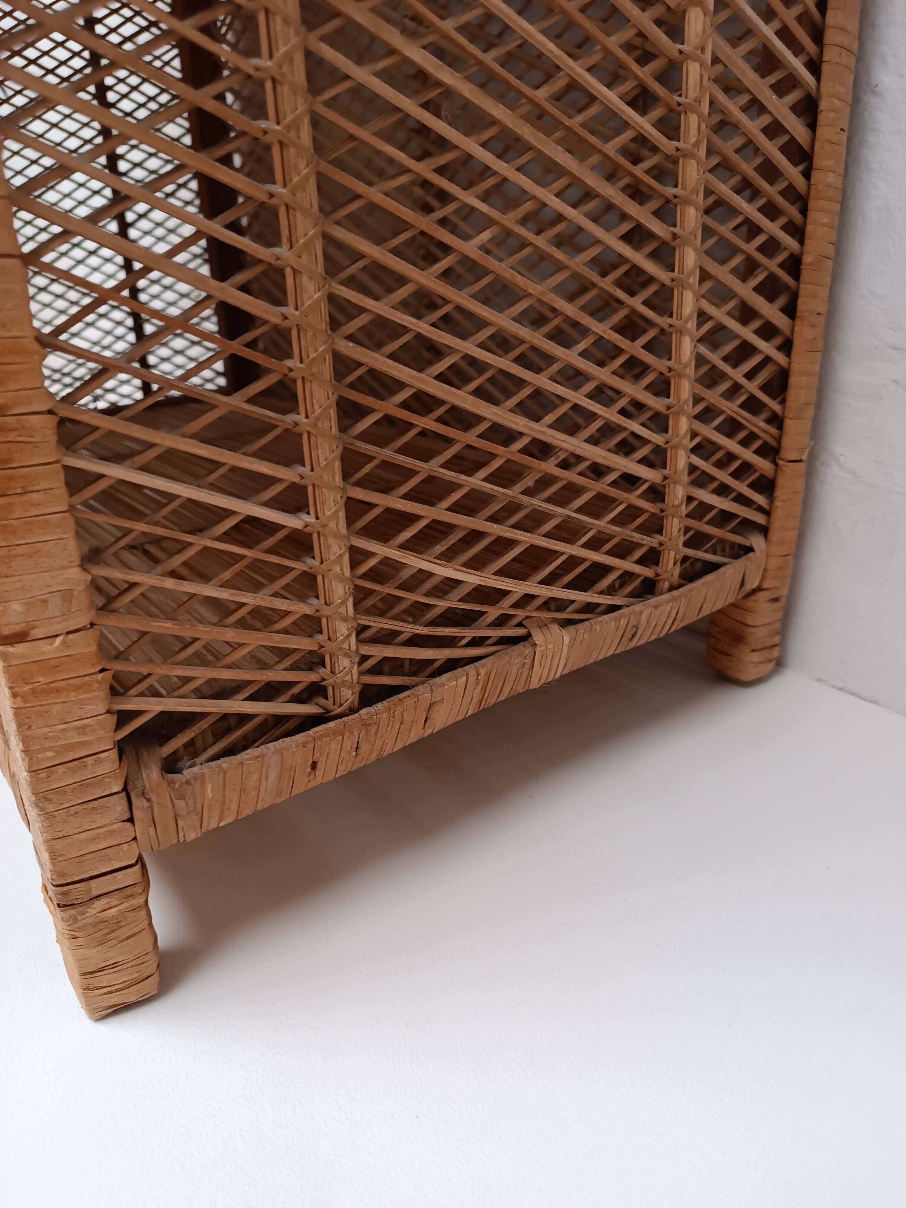 Buffet rattan bookcase shelf
