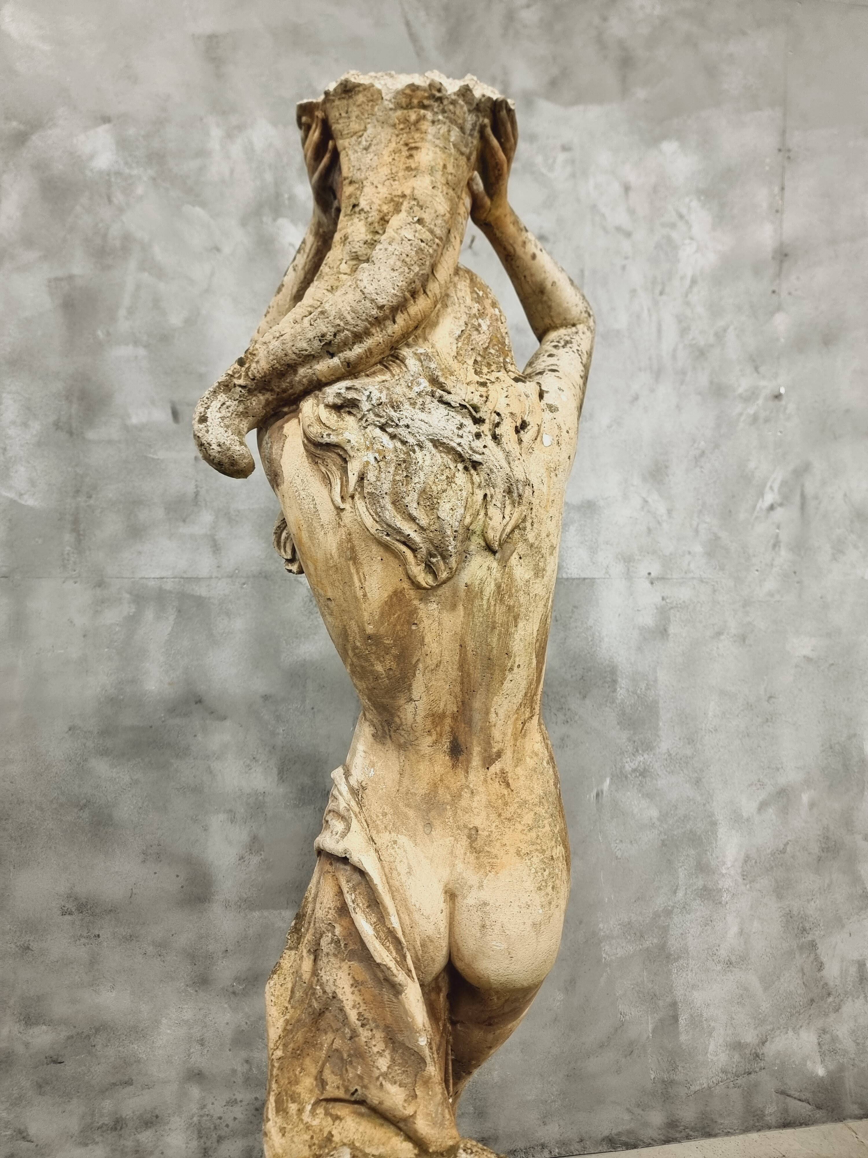 Statue de jardin ancienne en pierre sculpture française hauteur 175 cm