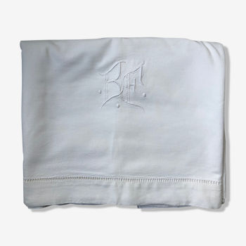 Drap ancien monogramme BF en coton