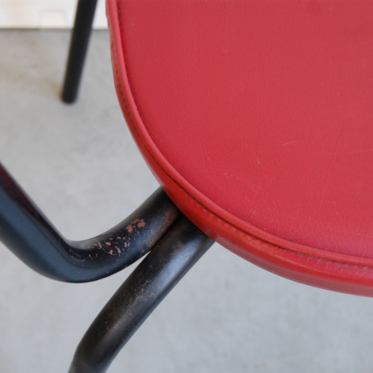 Chair C59 "trimmed" by Pierre Guariche for Meurop, 1959