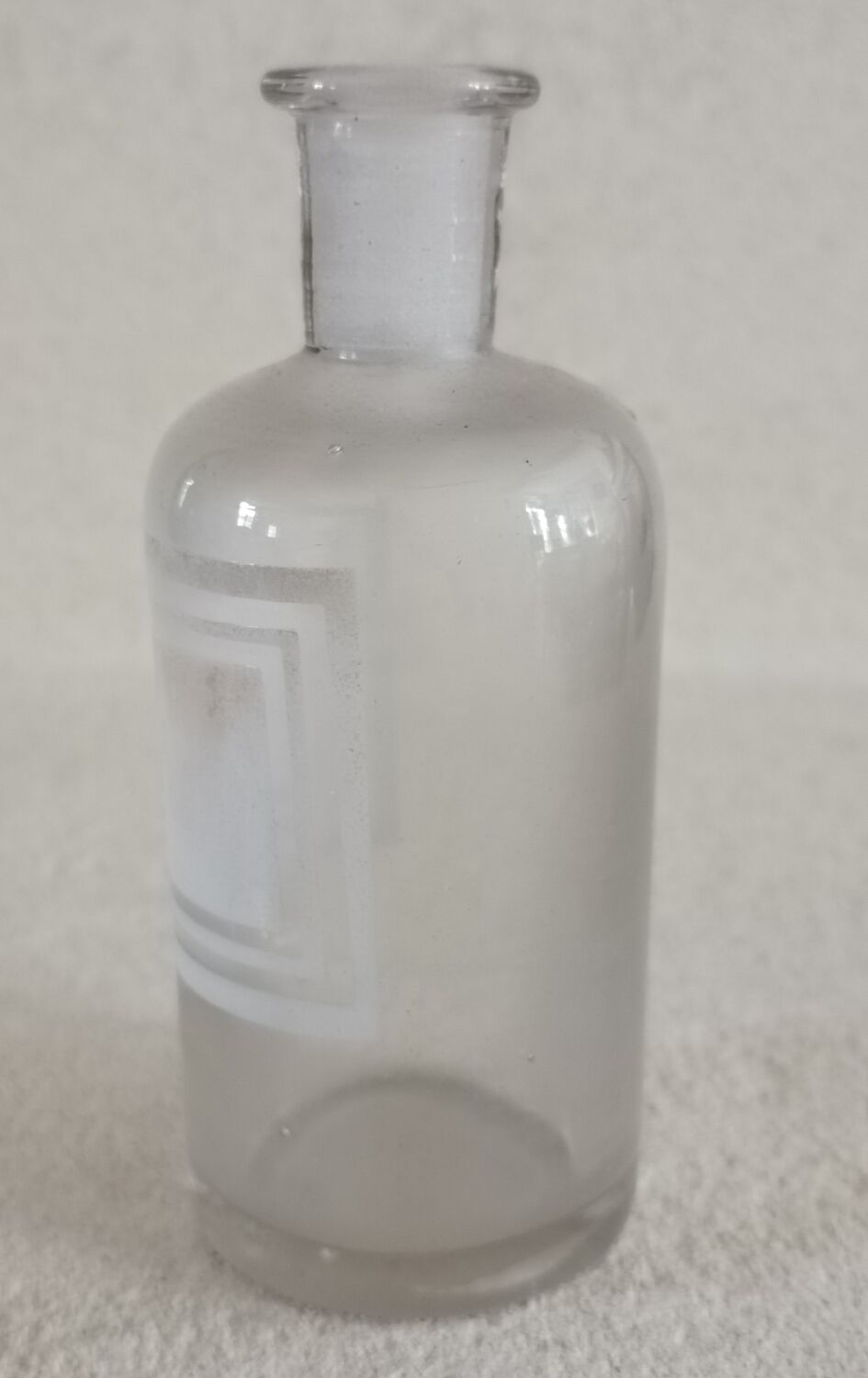 Barium acetate apothecary bottle