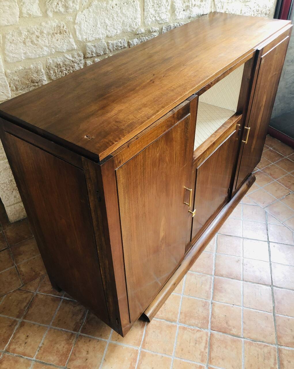 Art Deco low walnut sideboard Circa 1930/1940