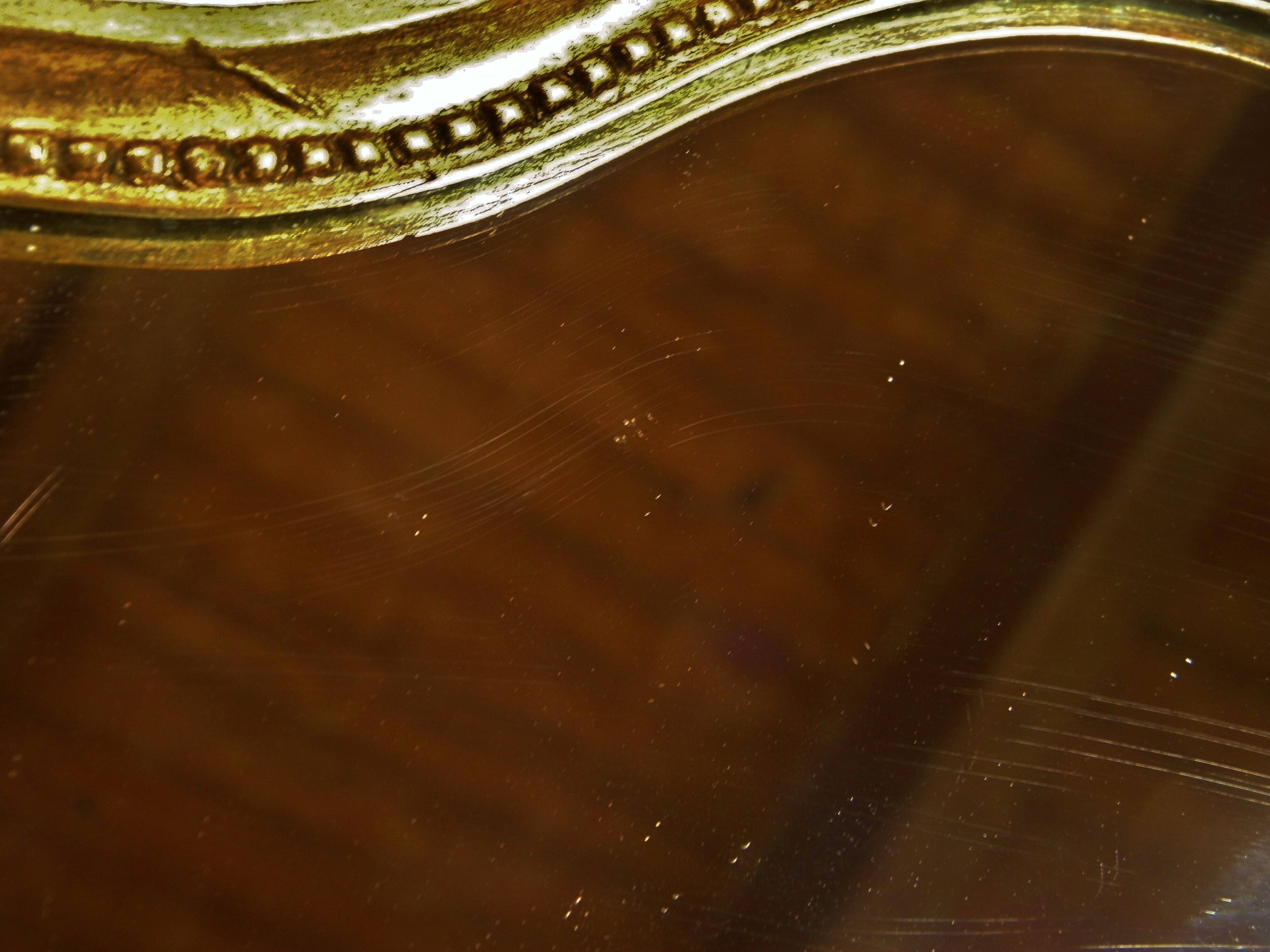GOLD FRAMED MIRROR 32 x 19 cm