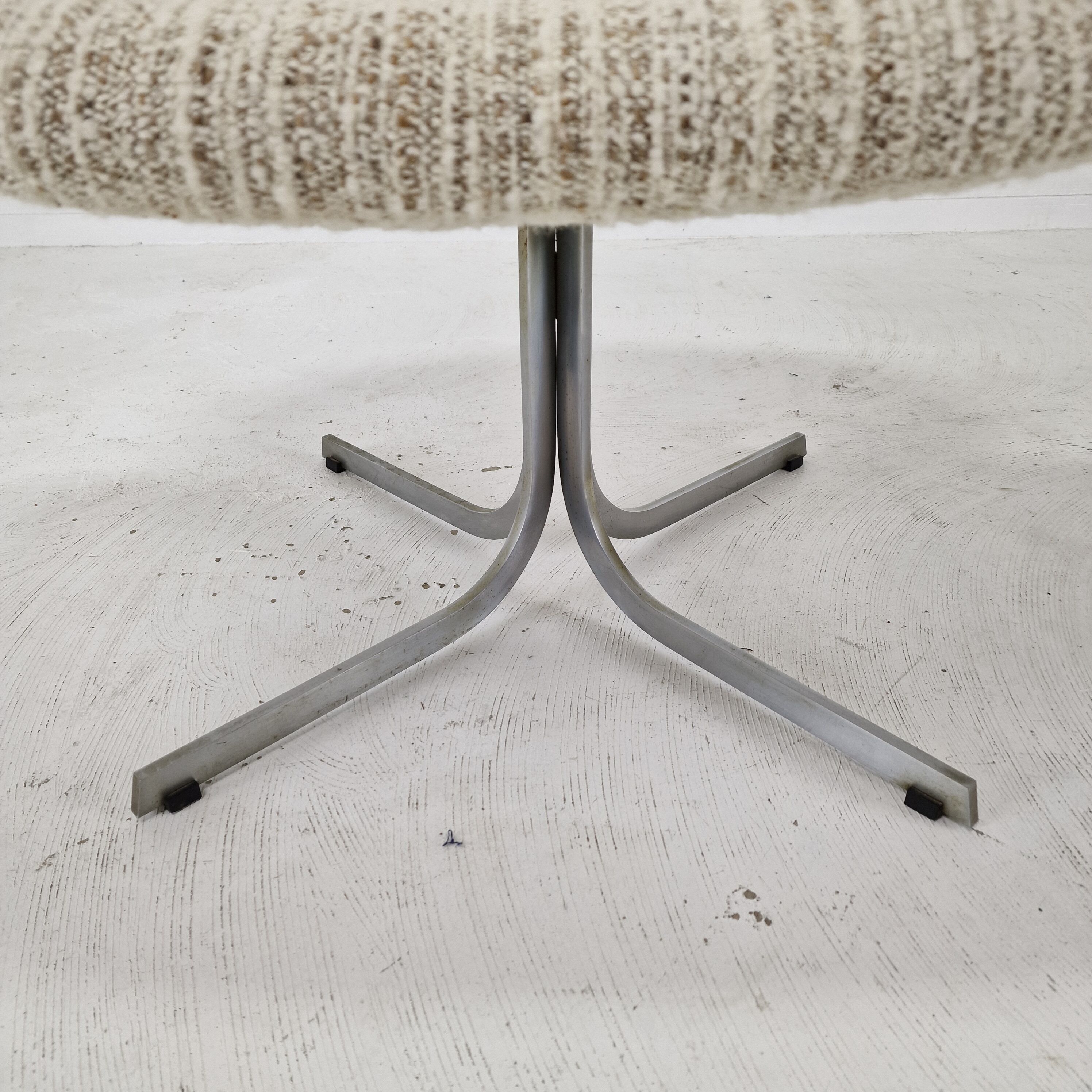 Large set of Tulip chairs by Pierre Paulin for Artifort, 1960s.
