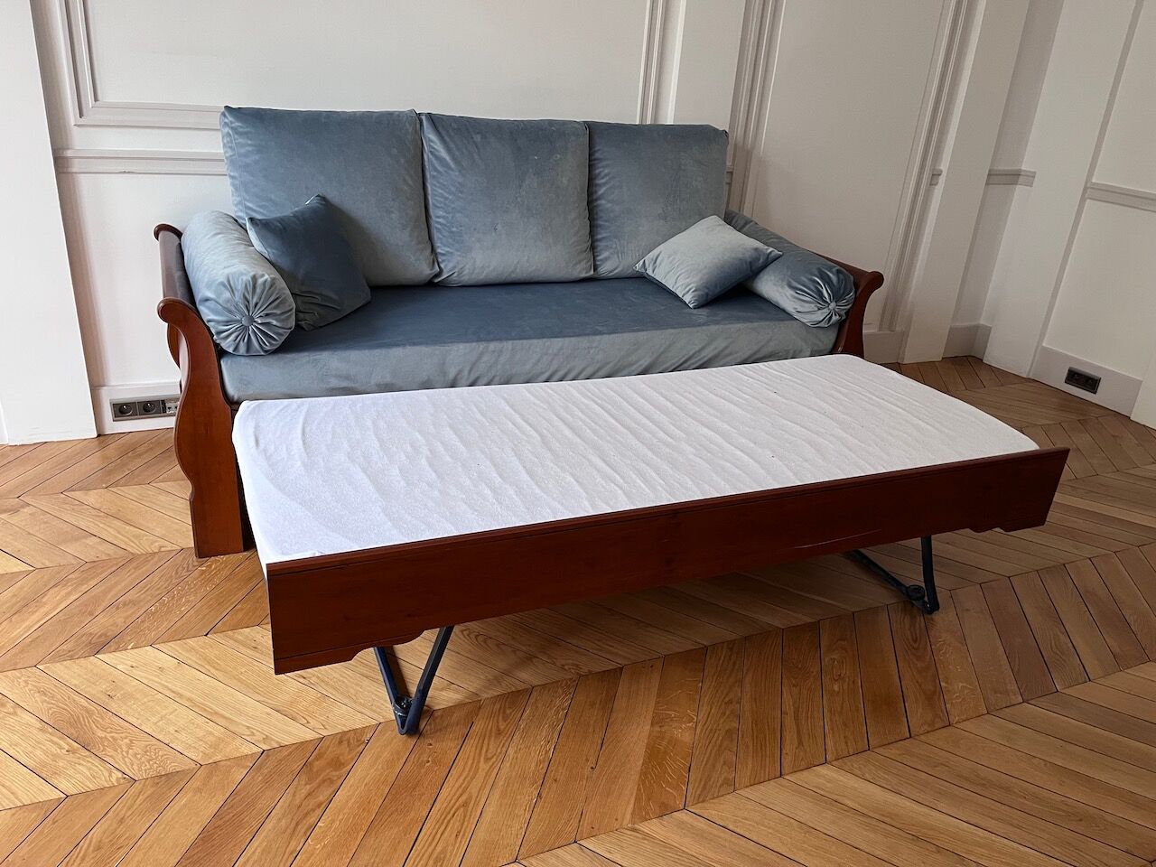Lit bateau gigogne style Louis Philippe