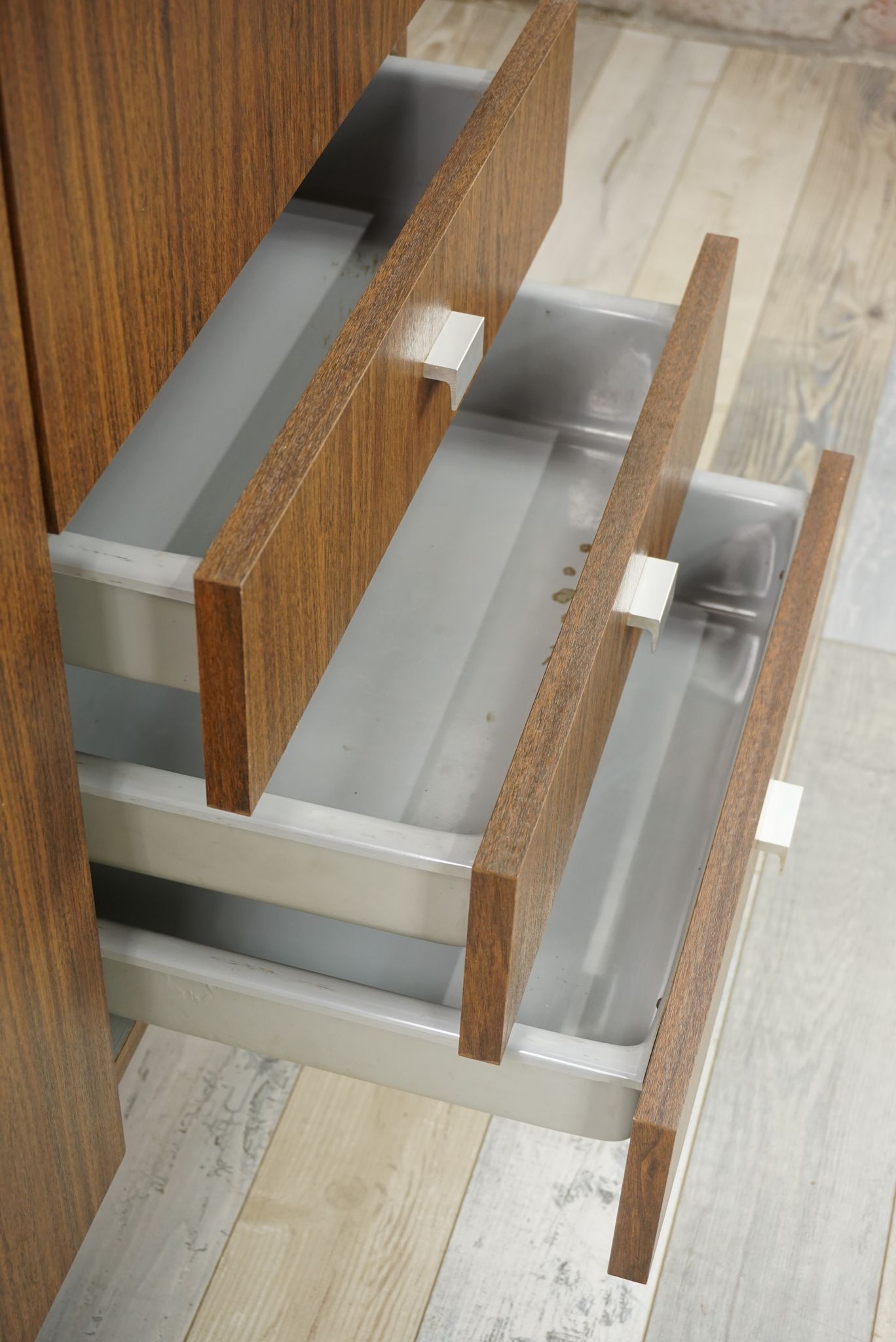 Furniture design by Pierre Guariche for Meurop model 1073, 60/70
