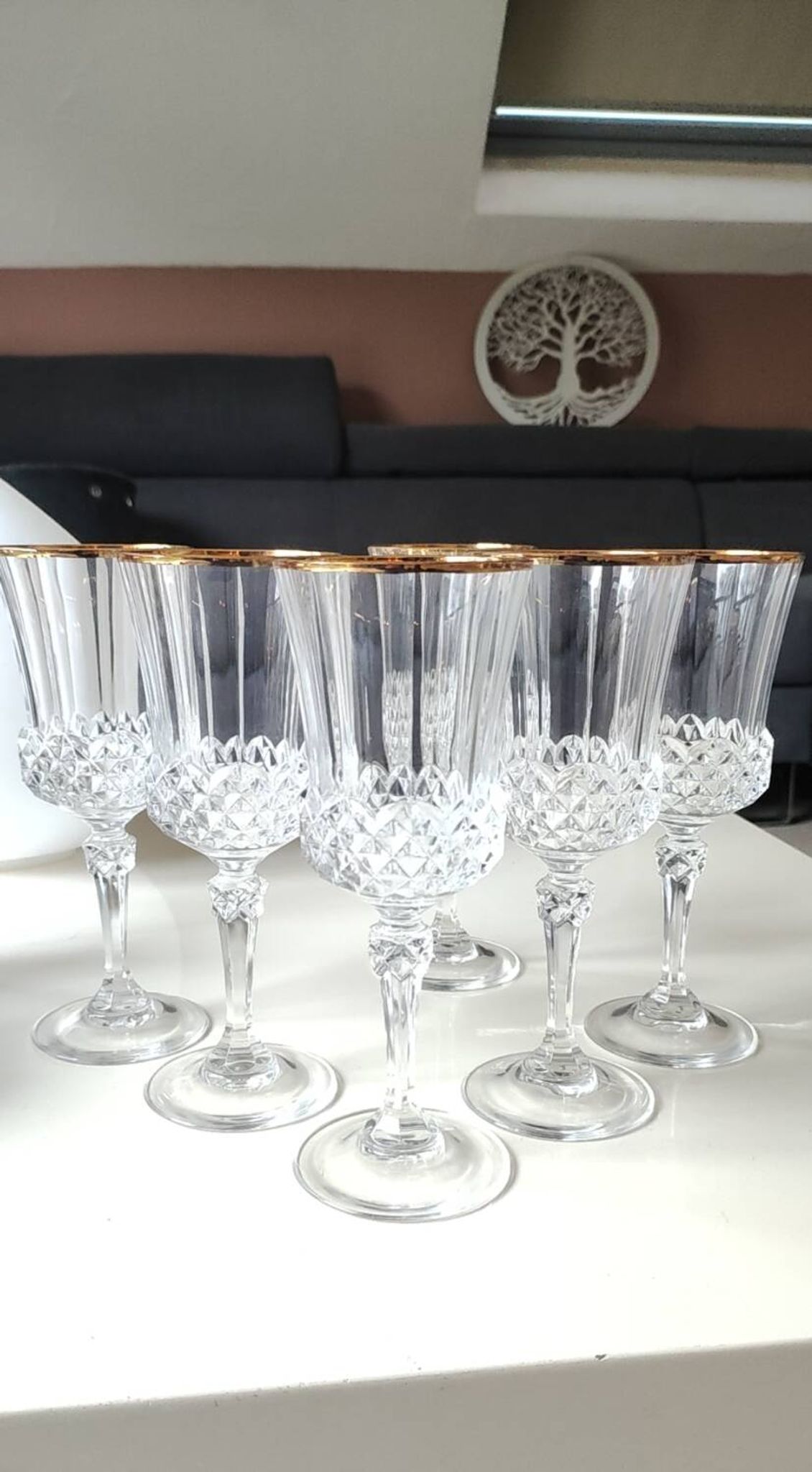 Lot of 6 x Large Wine Glasses. Valencay Gold/Crystal d'Arques model.