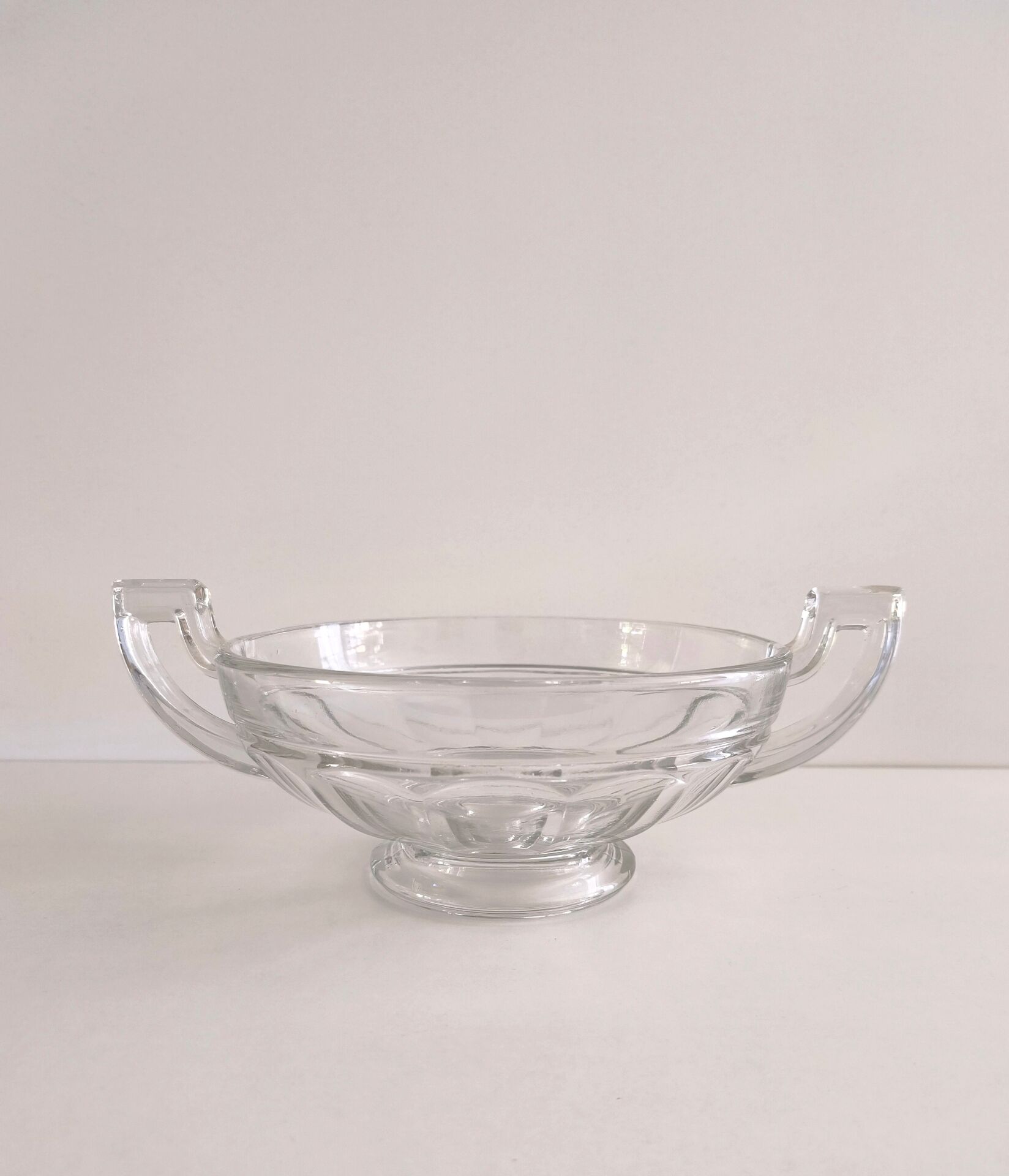 Art Deco cup Val-Saint-Lambert