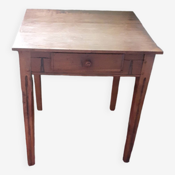 Petite table, bureau ou coiffeuse d'époque XVIIIème siècle en noyer