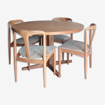 Ensemble salle à manger table Mobelfabrik et chaises "Juliane" par Johannes Andersen, année 60