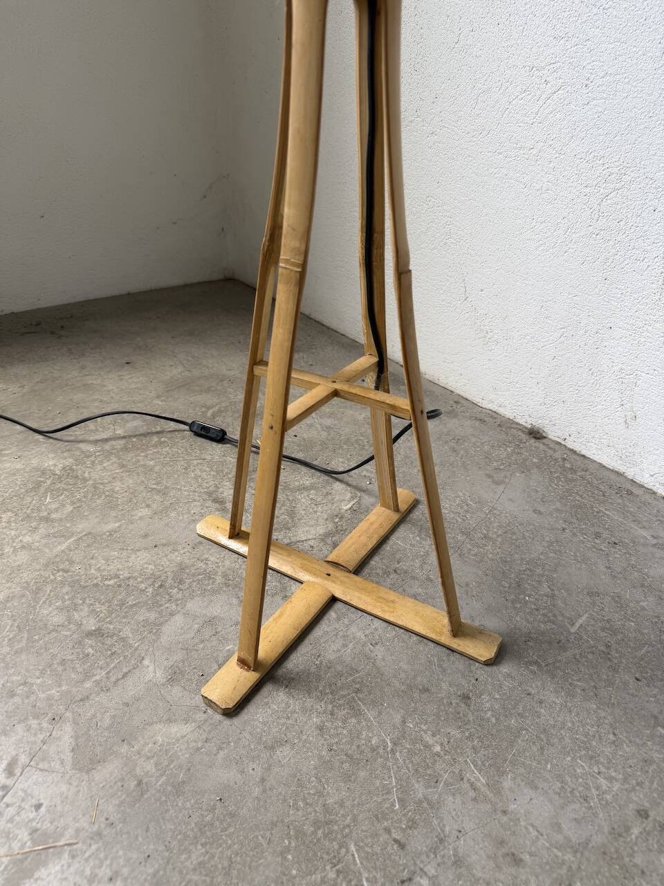 Bamboo and straw floor lamp 1980