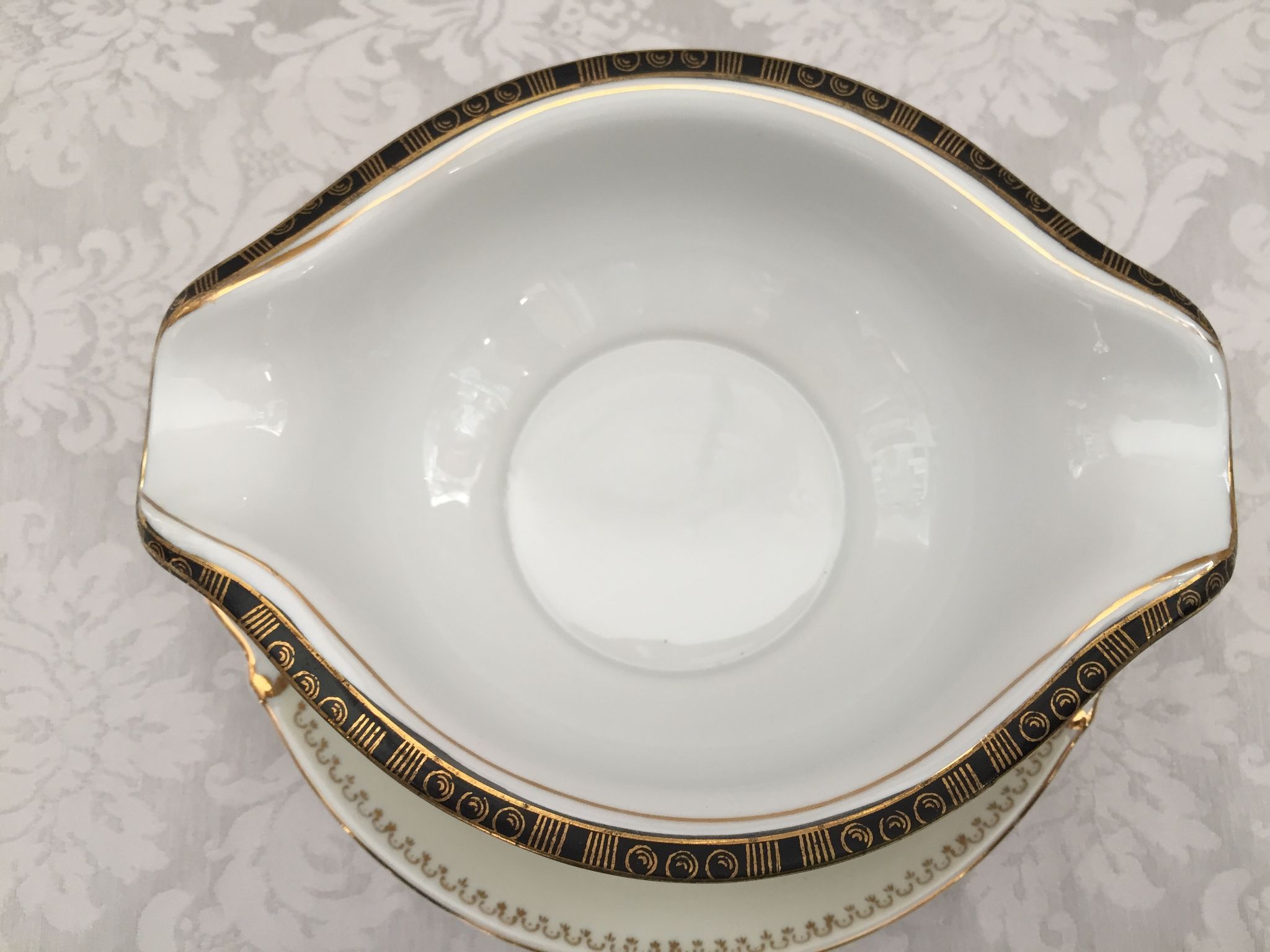 Ancienne saucière Porcelaine de Luxe Style Louis XVI Made in Japan