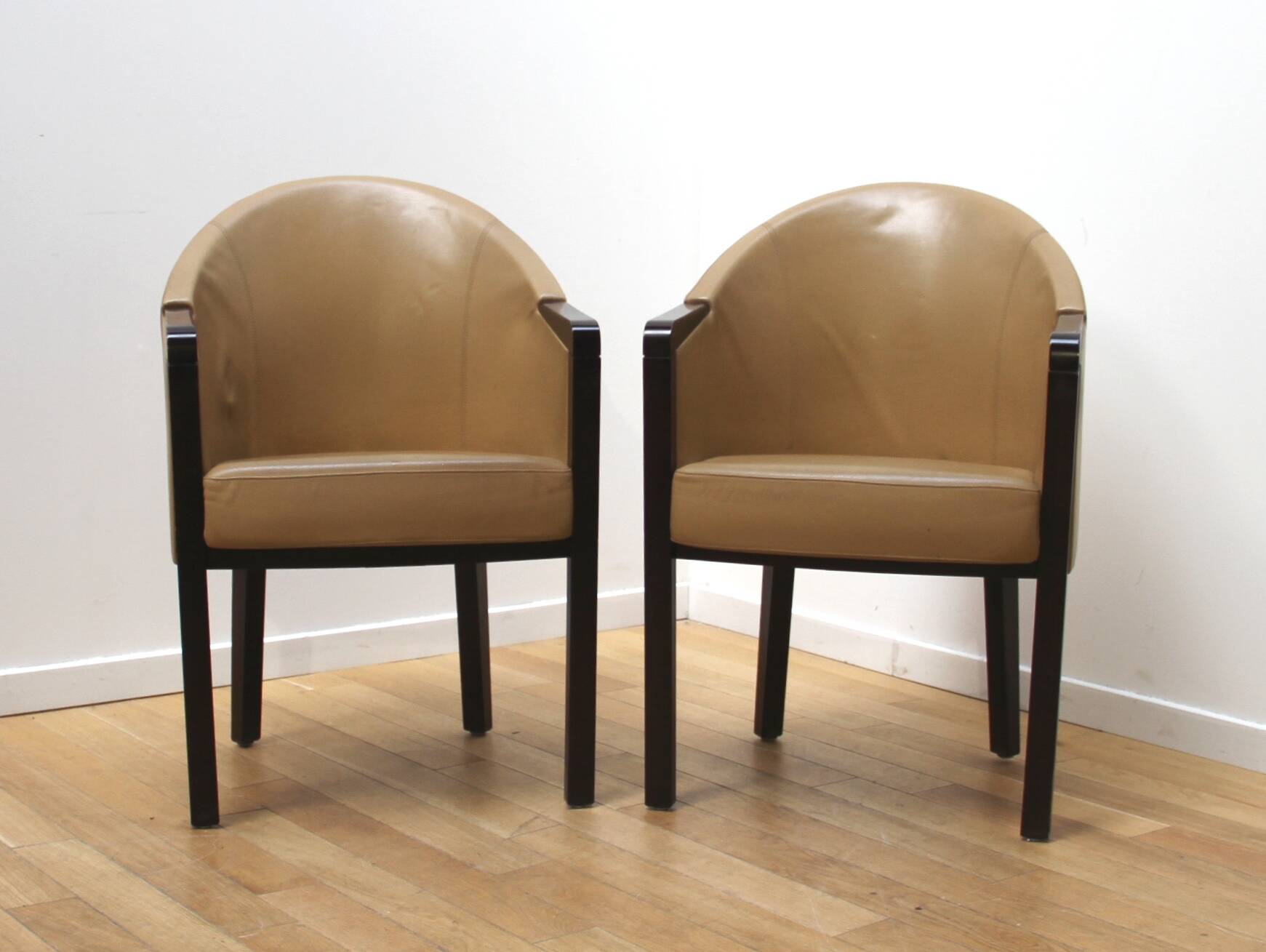 Paire de fauteuils Diamond, Poltrona Frau