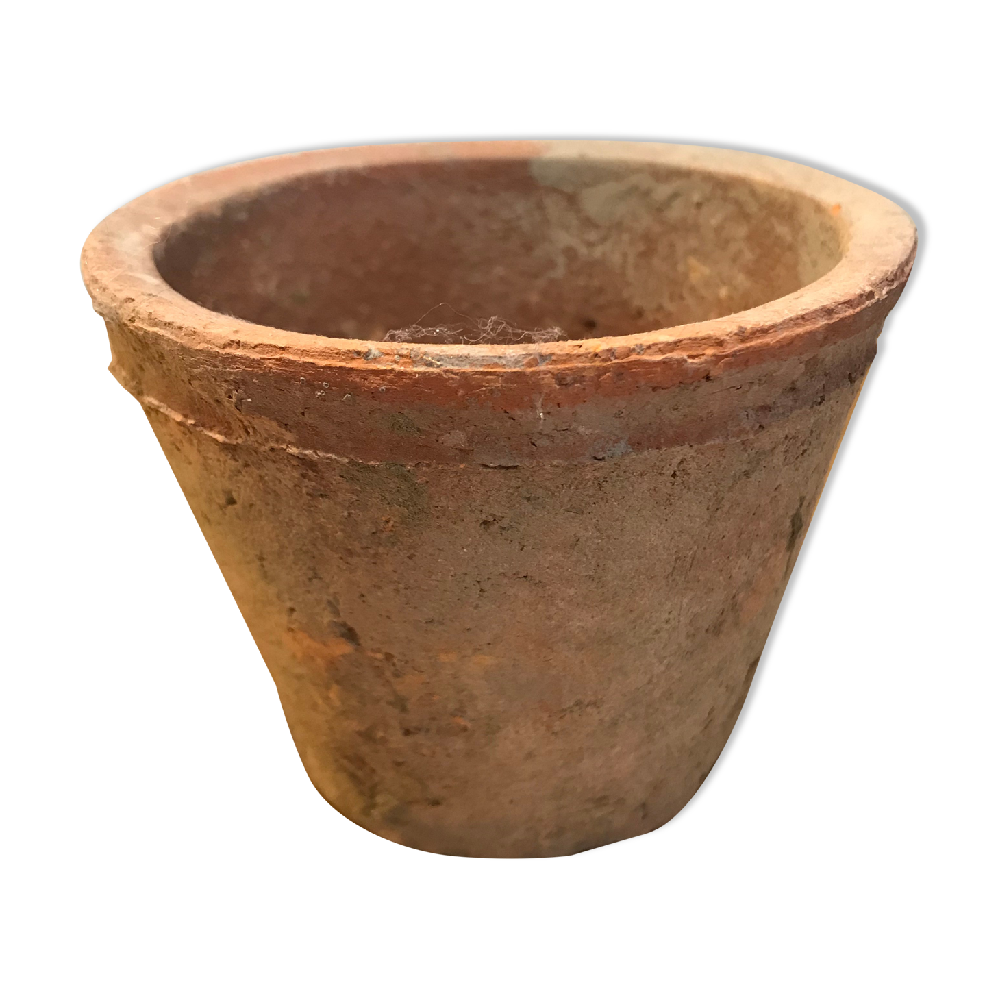 Pot cover in ancient earth