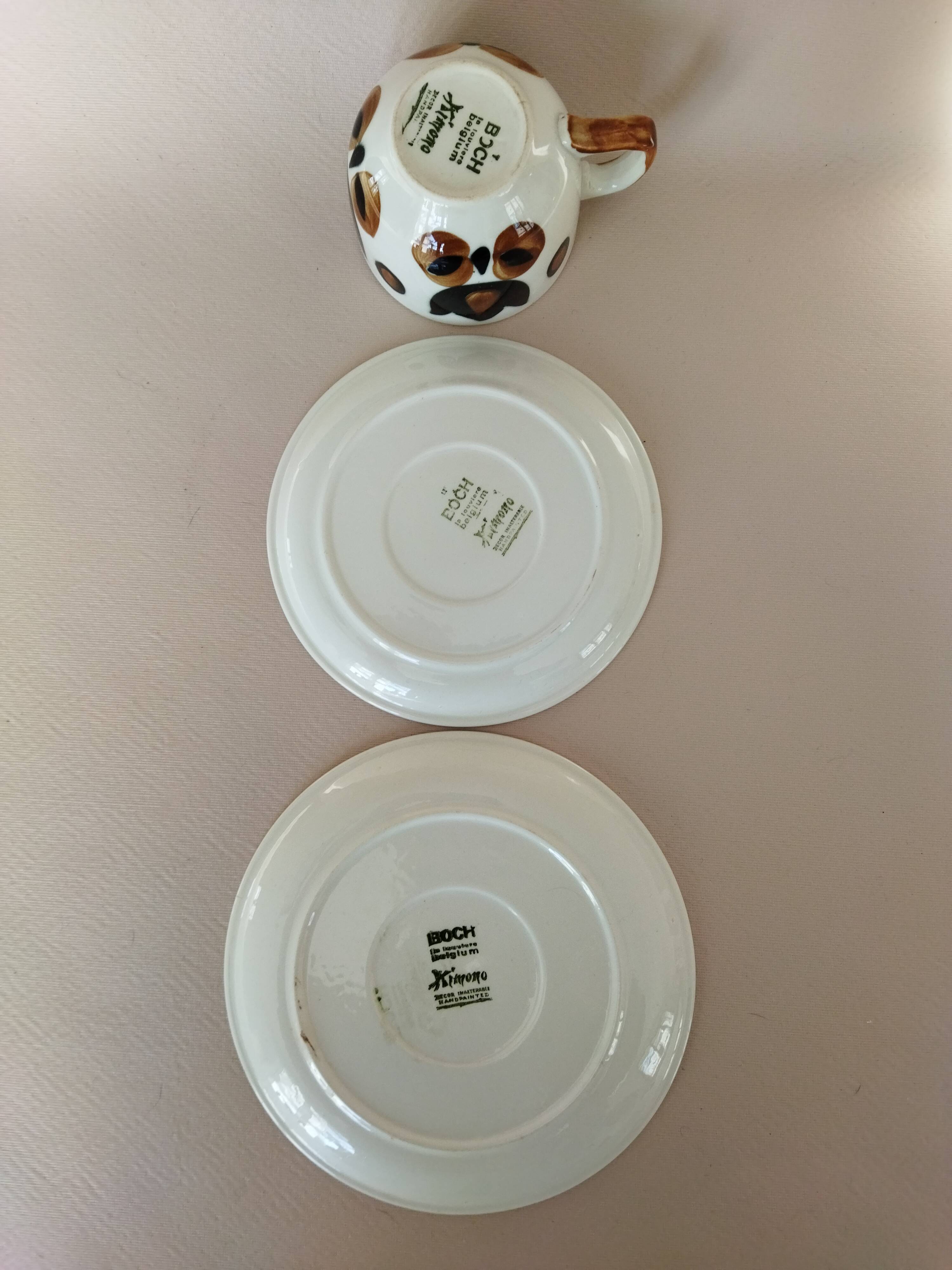 6 cups and cake plates Kimono Boch La Louvière