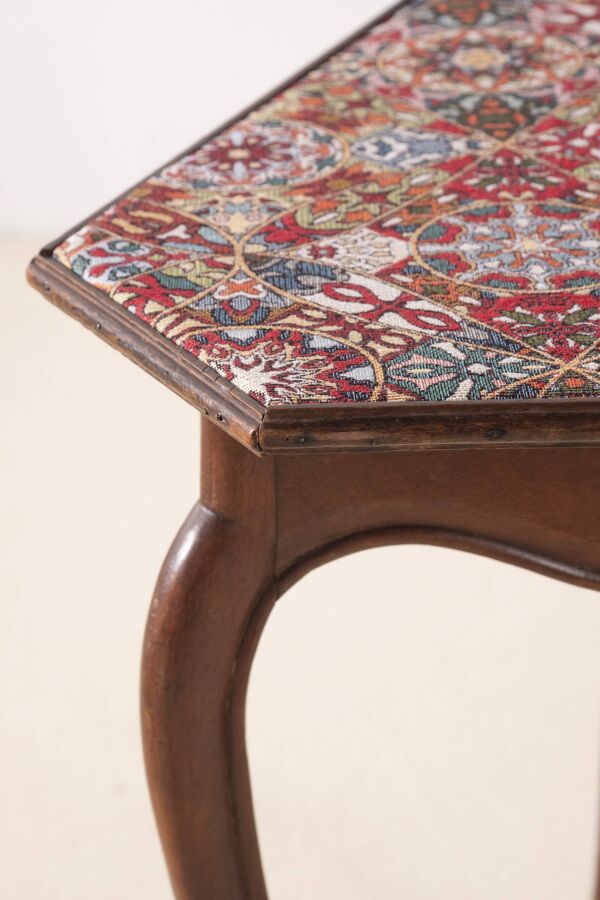 Table d'appoint Louis XV du 19ème siècle