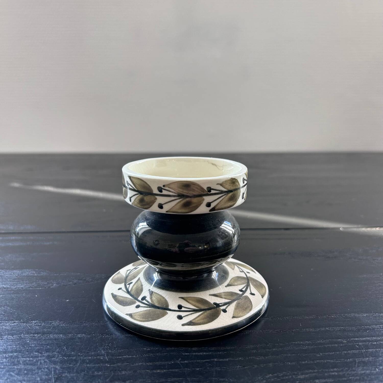 Scandinavian candle holder with plant decoration