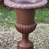 Médicis cast iron vases (the pair) Height 74 cm