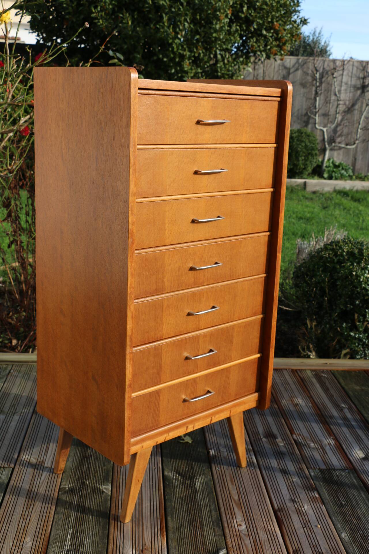 Chiffonnier 7 tiroirs chêne clair 1960