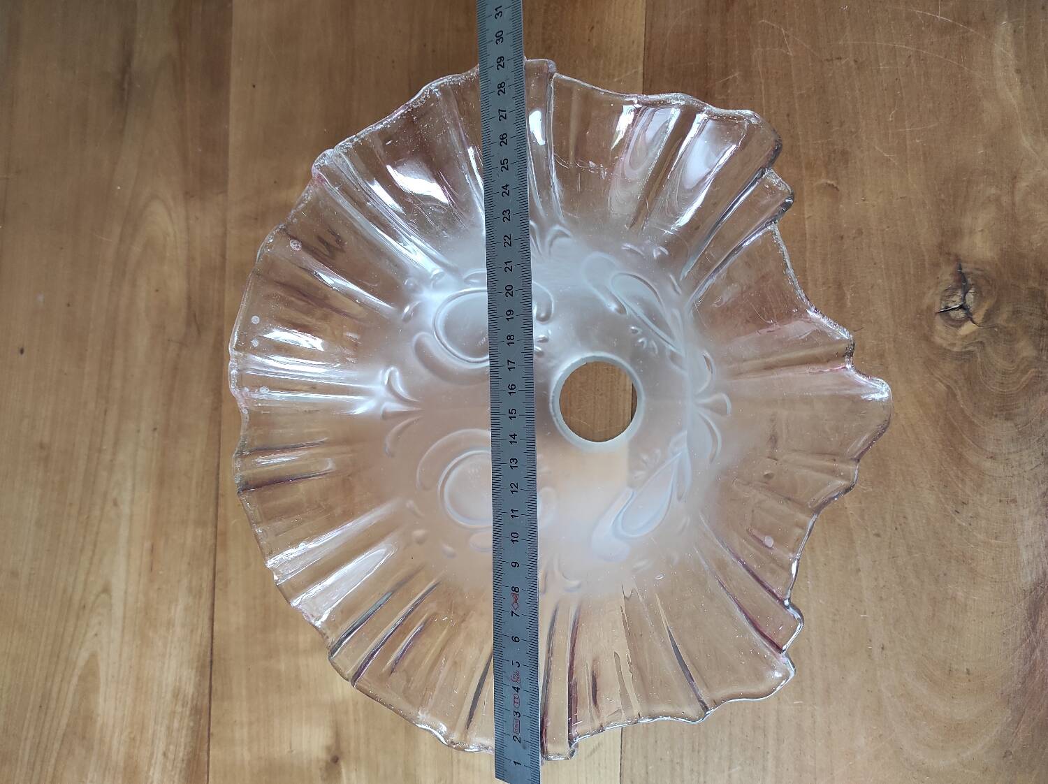 Abat-jour tulipe en verre transparent et translucide