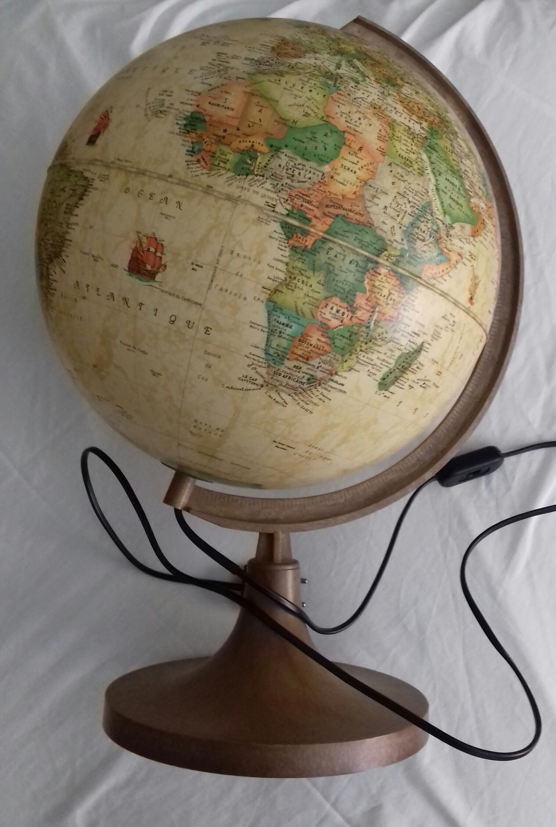 Lamp globe land map