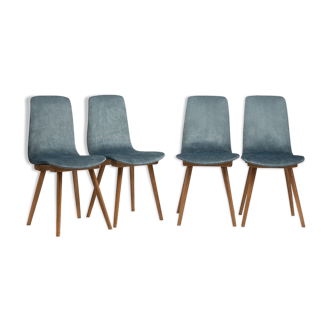 Ensemble de 4 chaises de type A-6150 des années 1960.
