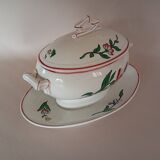 Covered sauce boat on Sarreguemines frame