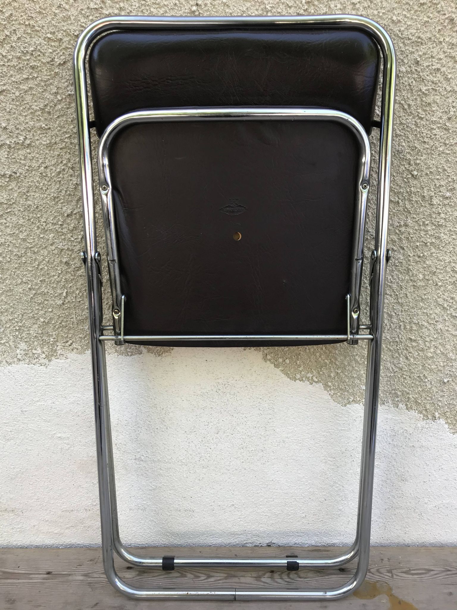 Old Soudexvinyl folding chair 70s