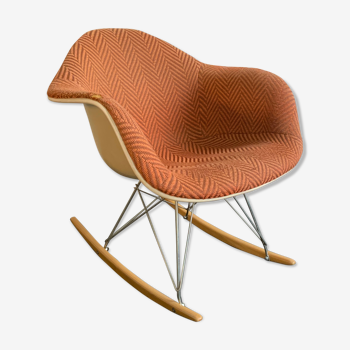 Rocking chair de Charles et Ray Eames édition Herman Miller