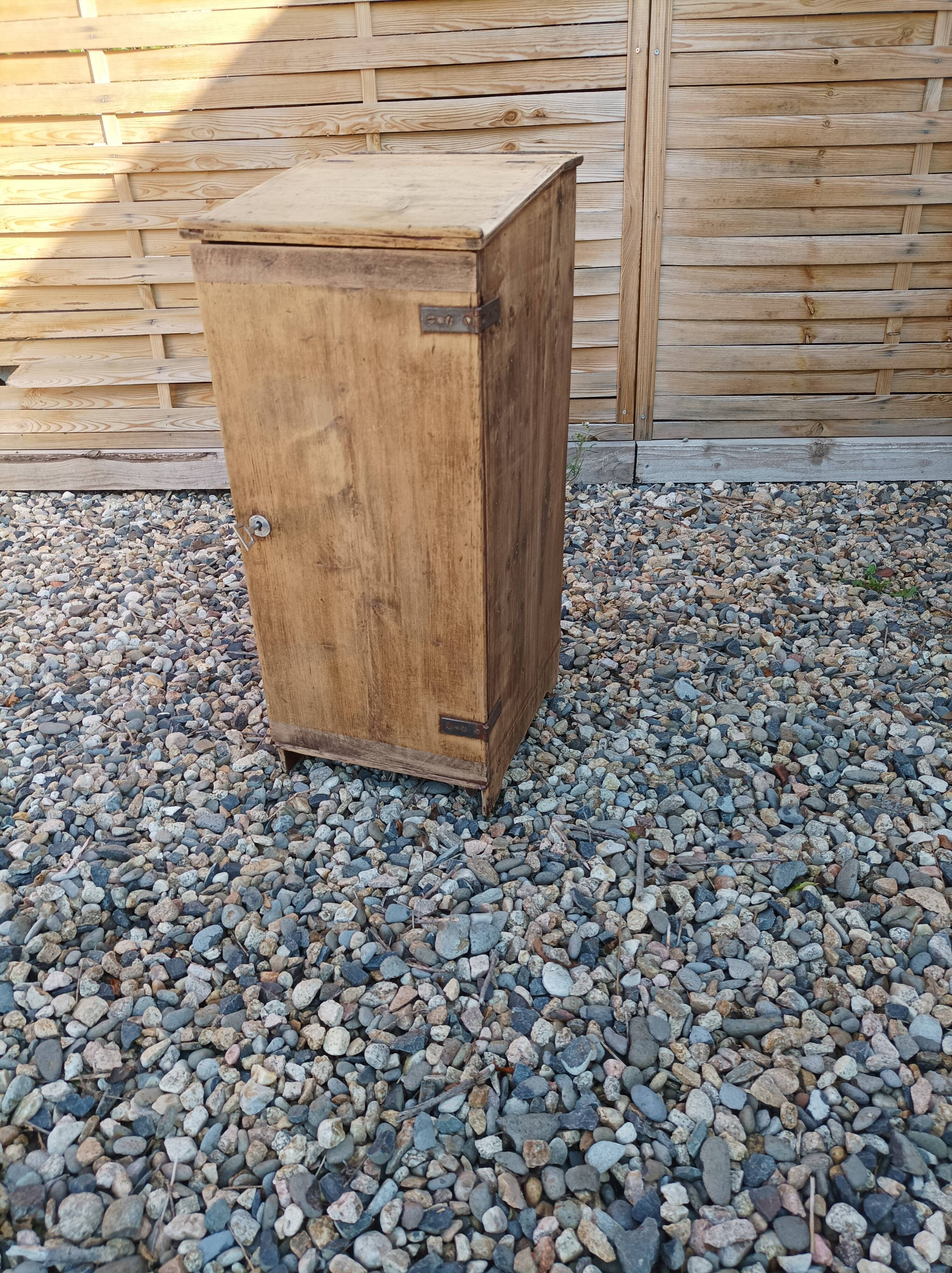 Watchmaker's furniture