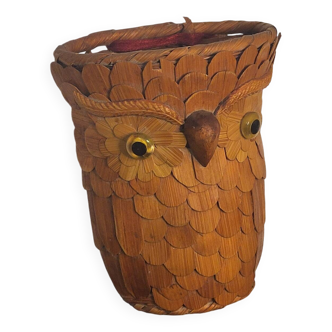 Wicker basket owls