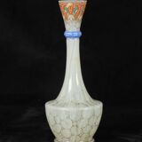 Single-flower vase