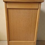 Commode style with rounded edges.