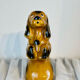 Pichet / carafe en barbotine chien marron clair