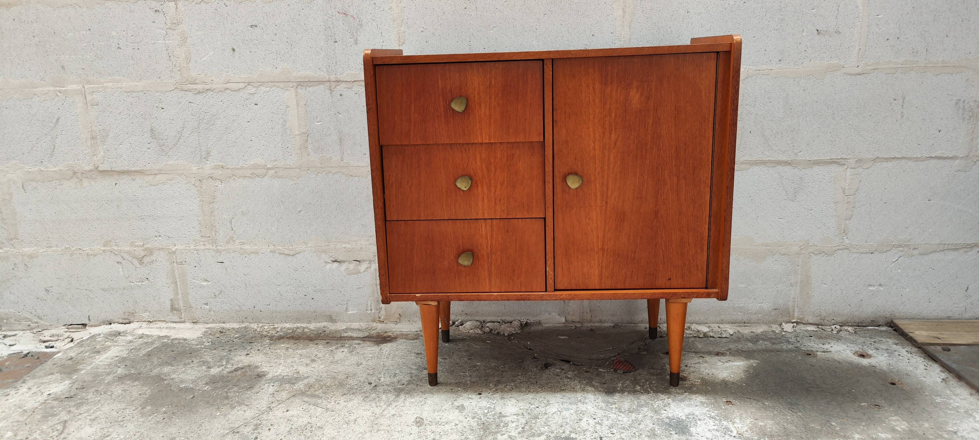 Small vintage storage unit 1960