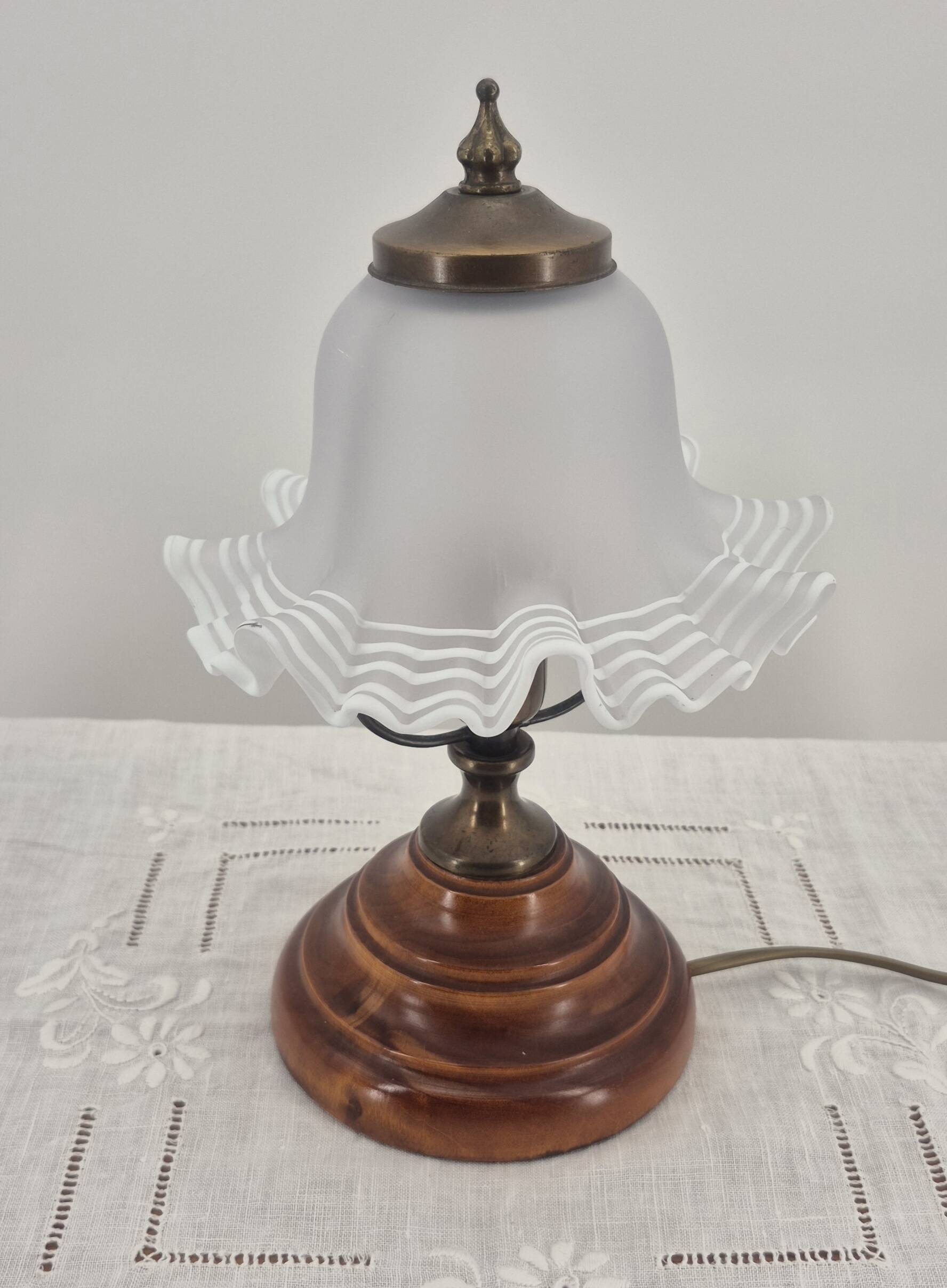 Lampe à poser vintage abat jour tulipe