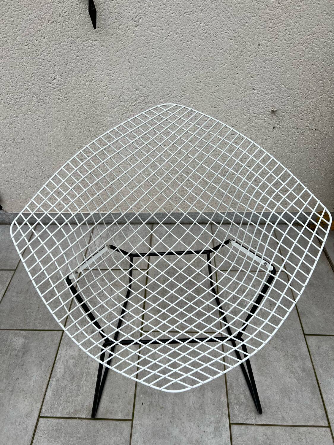 Bertoia Diamond Chair - Knoll Edition - Design by Harry Bertoia