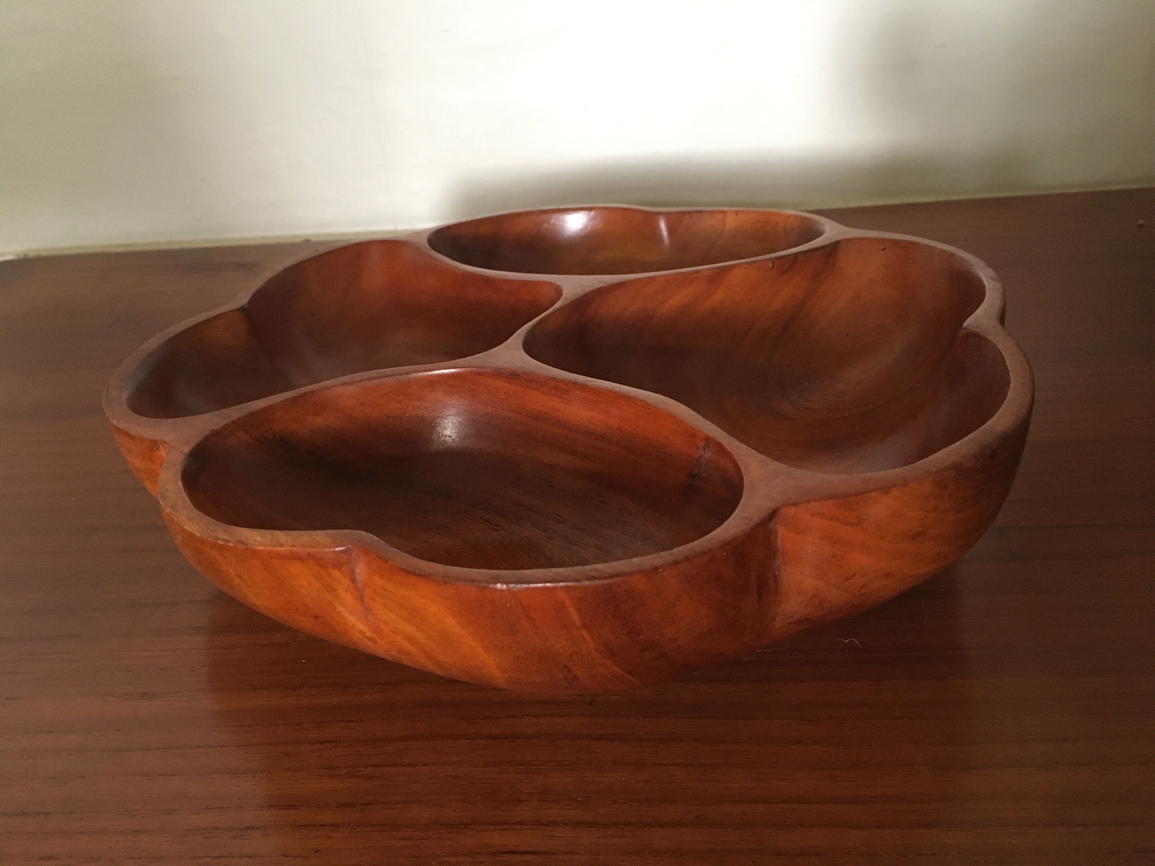 Flower shaped wooden dish