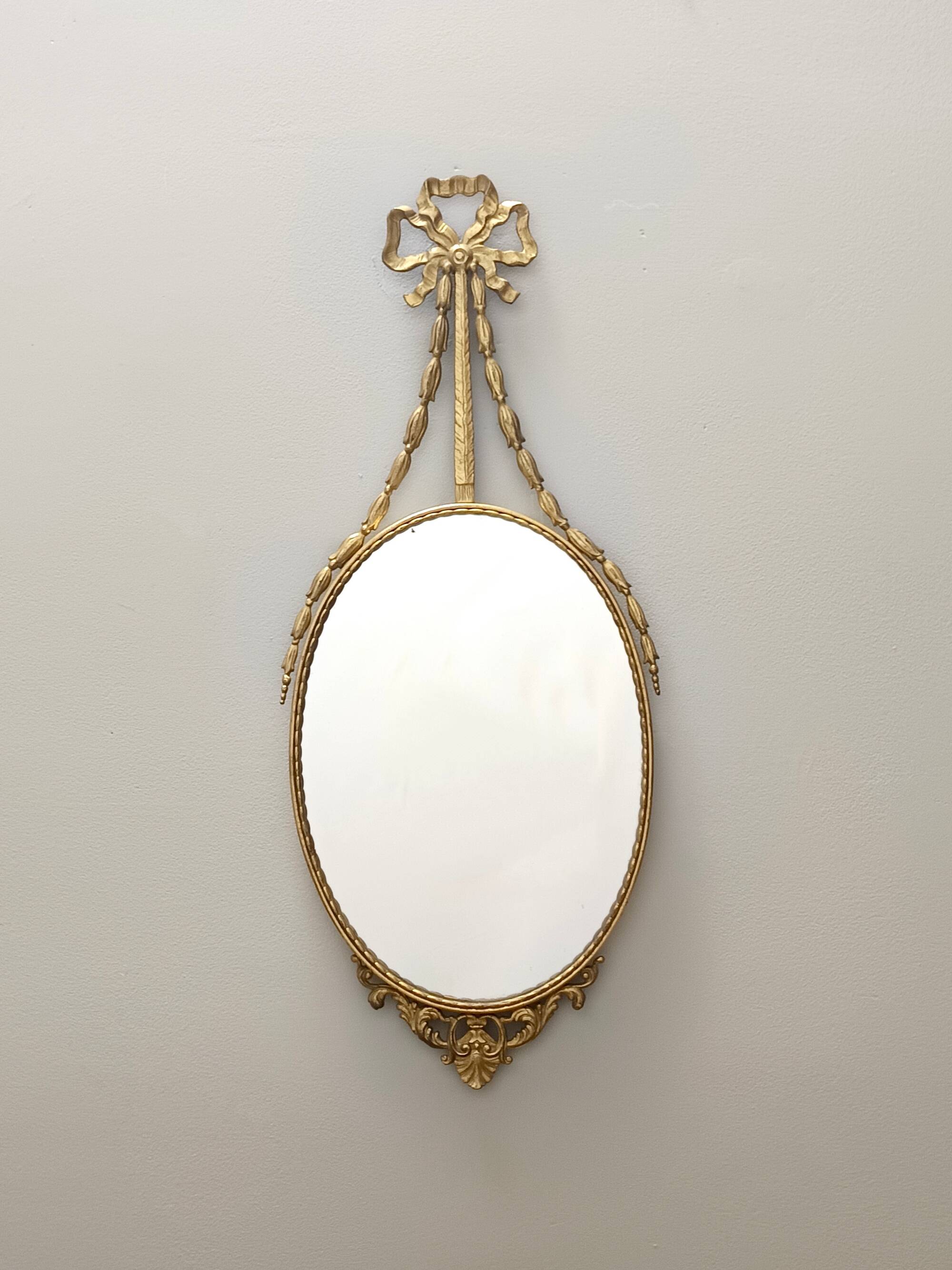 Oval wall mirror with Brass Frame and Ribbon, Italy