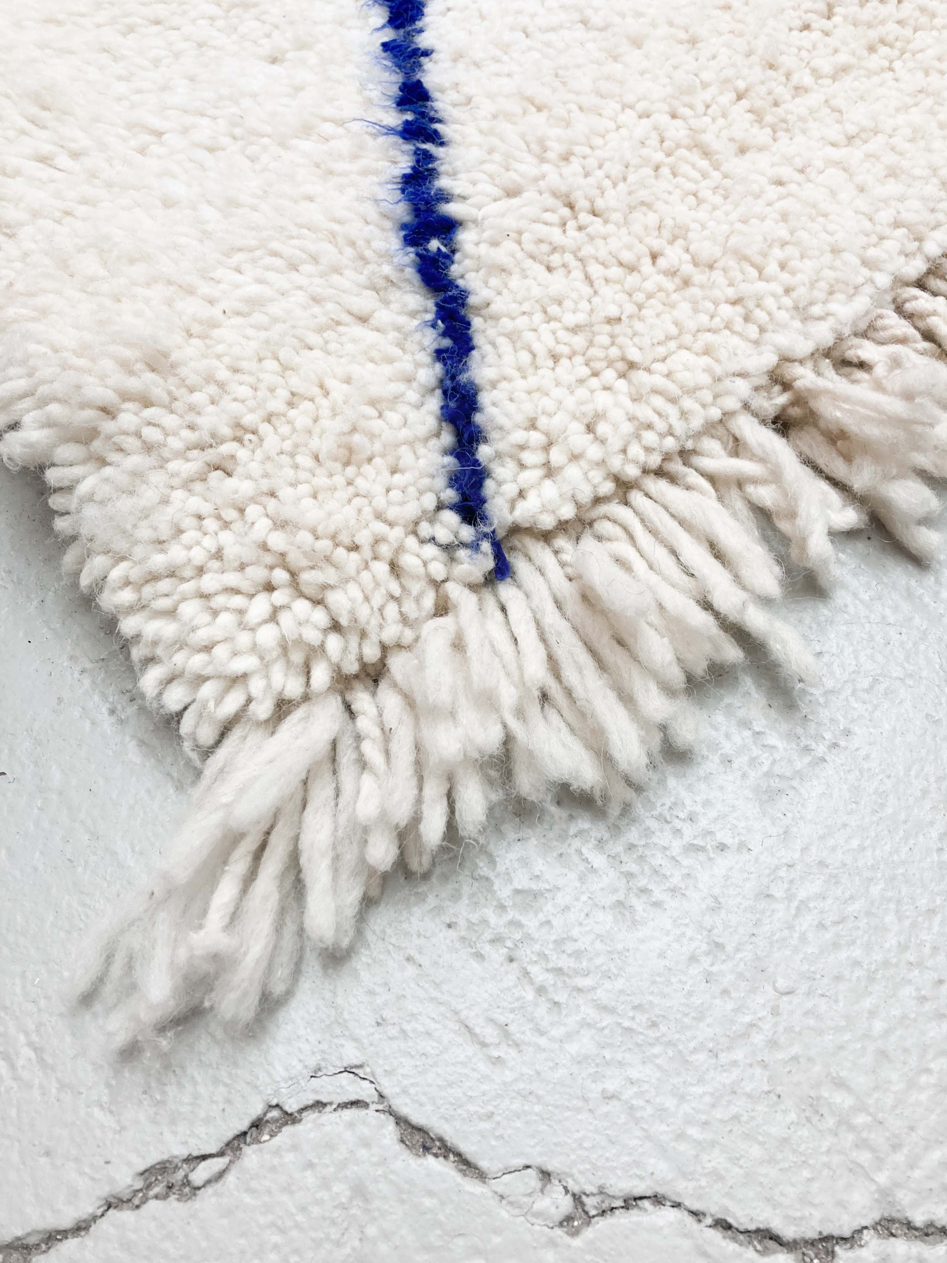 Berber carpet beni ouarain ecru blue diamonds majorelle 305x211m